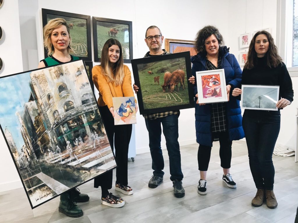 Arte Garaikidearen salerosketa sustatzeko asmoz, Neguko Arte Azoka ireki dute Gasteizen