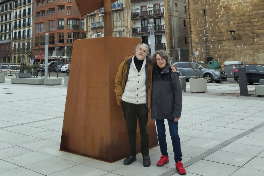 Ricardo Ugarte, Julia Otxoa eta Urko Ugarteren obrak Donostian ikusgai
