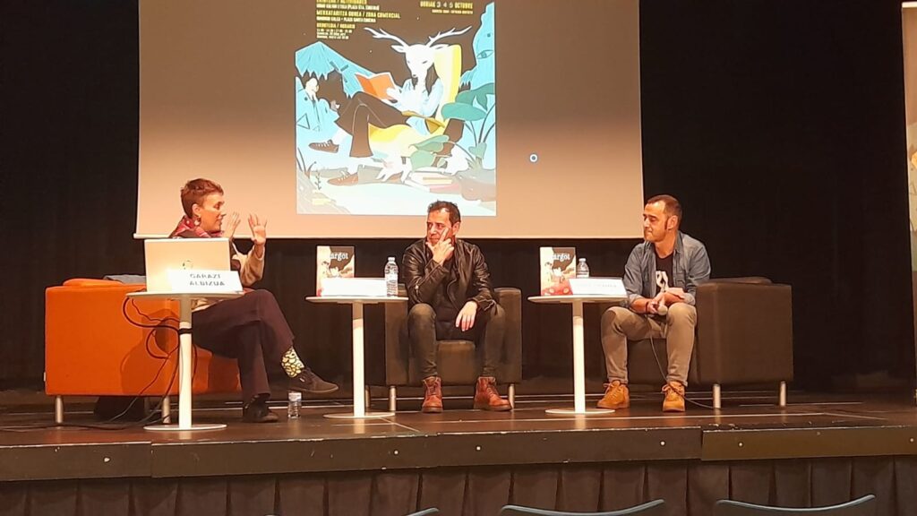 Historia eta fantasia nahasten dituen komikia aurkeztu dute Etxeberria anaiek eta Arianna Pisani ilustratzaile italiarrak