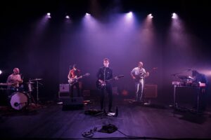 Izaki Gardenak talde gasteiztarrak ‘Sitsak’ diskoa argitara eman du