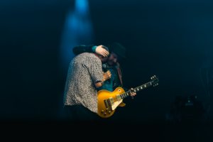 Korapiloa eztarrian, agur esan zuen Gatibuk larunbatean