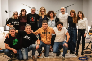 Etzakiten ‘Hanka-punttetan’ kanta berria, “hatz-punttak pantailetatik erretiratu eta hanka-punttetan berriro hasteko gonbidapen gozo bat”