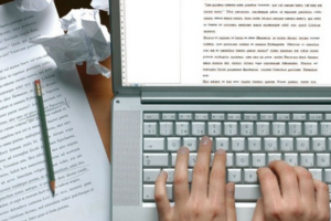 Iruña Hiria XX. Nazioarteko Poesia Sarirako olerki-bildumak aurkezteko epea zabalik da