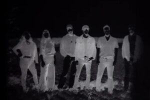 Izaki Gardenak taldeak ‘Ausartenak’ kantuaren zuzeneko bideoklipa plazaratu du