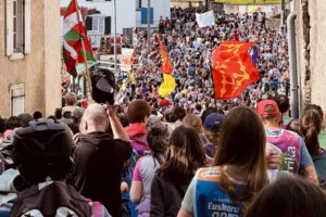 [Bideoa] “Herri oso bat lotzeko eta herri oso bat bizirik sentiarazteko”