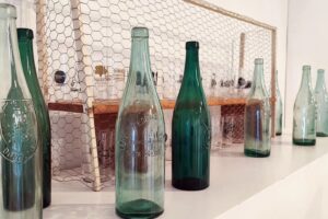 Sagardoaren eta sagardotegien bilakaerari buruzko erakusketa ikusgai da Gasteizen