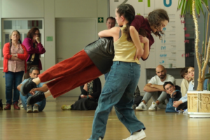 Euskal Herriko Dantza Profesionalen Elkarteak etorkizuna duen dantza baten alde lan egiteko deia egin du