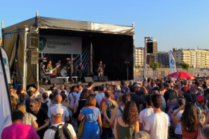 Donostiako Musikagela Fest jaialdiak tokiko musikaren topagune bihurtuko du Katalunia plaza
