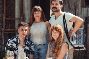 Bengok Alaitz eta Maider eta Xabi Solanorekin ondu du Galdu Gattezen single berria