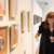 Isabel Coixetek collagearen bidez ordenatu du kaosa Donostiako erakusketa berrian
